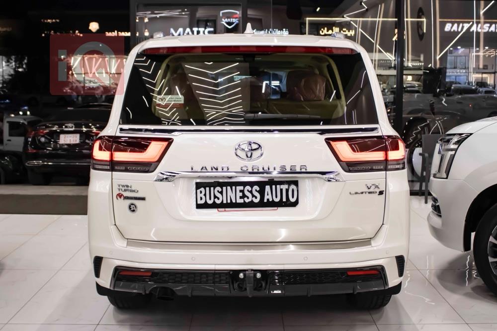 تويوتا لاندكروزر